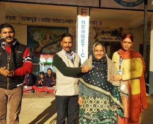 सोने की चैन लौटाकर ईमानदारी की अनोखी मिसाल की कायम