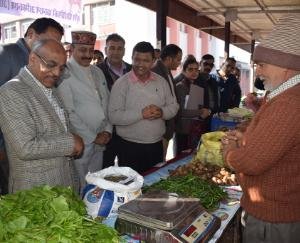 डीसी आफिस बिलासपुर में मिलने लगे प्राकृतिक खेती उत्पाद