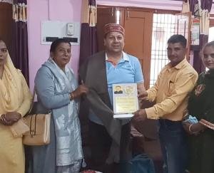 SMC honored manager Pradeep Sharma, who represented India in weightlifting