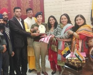  बिलासपुर की पुलिस अधीक्षक  साक्षी वर्मा को कहलूर गौरव अवार्ड 2019 