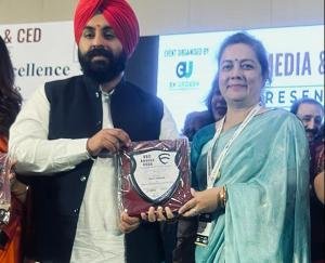 Principal of Pratap World School honored by Punjab School Education Minister