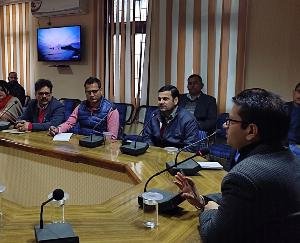 Hamirpur: Government will encourage electric vehicles, ADC Jitendra Sanjata gave instructions