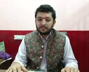 Suresh Kashyap should worry about his graph, leave it to the Congress government