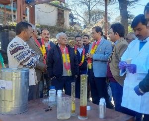 Progressive farmers of Chamba are increasing their economy under CSIR Aroma Mission
