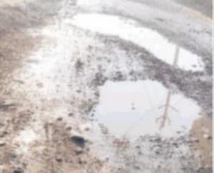 Indora: Local people forced to drink contaminated water, appealed to the administration for the problem