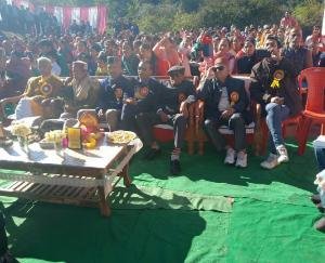 नेशनल पब्लिक सीनियर सेकेंडरी स्कूल धुन्दन ने मनाया वार्षिक पारितोषिक वितरण समारोह