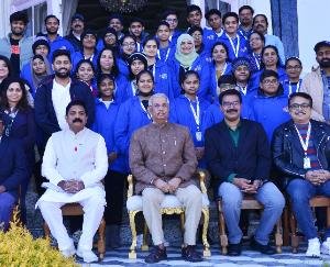 Governor interacted with NRI students
