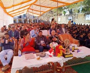 राजकीय वरिष्ठ माध्यमिक विद्यालय दाड़लाघाट ने मनाया वार्षिक पारितोषिक वितरण समारोह 