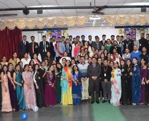 Jwalamukhi: Farewell party given to class 12 students at DAV Bhadoli School