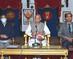 Employees of Raj Bhavan should work conscientiously and coordinate - Governor