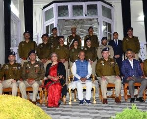 The governor sought people's cooperation in the fight against drugs