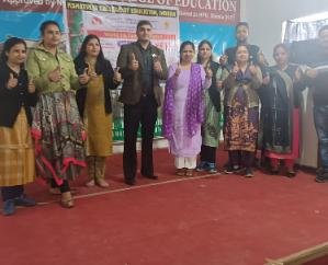 Indora: A lecture on World TB Month was held at Kshatriya College, Indora.