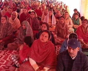Kunihar: Hundreds of devotees arrived in Pattabaravari to listen to Shrimad Bhagwat Katha