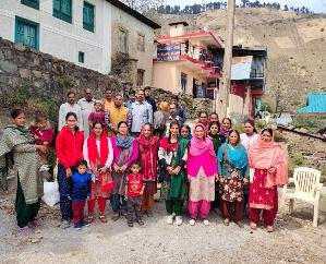 Darlaghat: Villagers angry due to non-arrival of bus in Pambad village