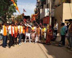 Solan: VHP takes out grand procession in Chandigarh on Ram Navami