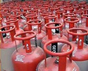Commercial gas cylinder prices reduced by Rs 88