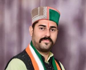  Amit Pathania campaigning for Congress in Karnataka elections