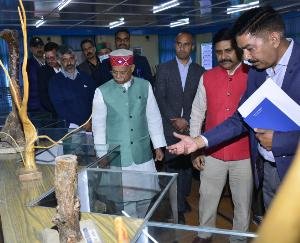 Governor visits Regional Horticulture Research Center Mashobra