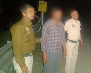 Kangra: Police recovered 82.22 grams of charas from a youth in Kaloor of Rakkar