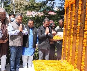 The Chief Minister paid floral tributes to Bharat Ratna Dr. Bhimrao Ambedkar on his birth anniversary.