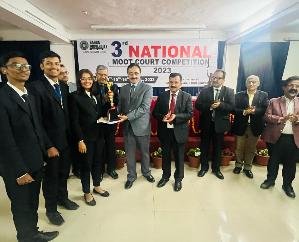 Shimla: Dr. Ambedkar Law University Chennai won the National Moot Court Competition
