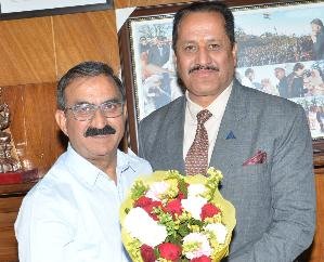 Shimla: President's Police Medal winner Jitendra Singh met the Chief Minister