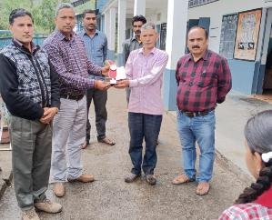 Darlaghat: Program organized on World Labor Day in Barog