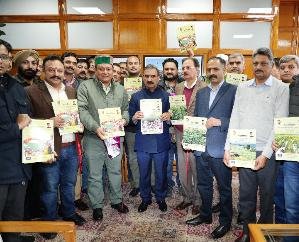 Shimla: Chief Minister unveiled the publicity material of HP Shiva project