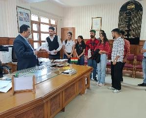 Solan: Memorandum sent to the President through the District Collector against the harassment of women wrestling players