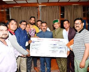 Shimla: -Contribution- to -the -Chief -Minister's -Relief -Fund