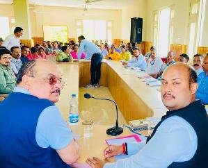 Jaisinghpur: MLA Goma reviewed the development works of Panchayat Samiti Lambagaon