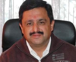  Kirtan will now be held in the building adjacent to Maa Shoolini temple: DC 111