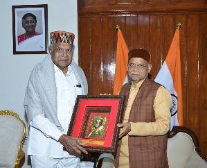 Governor of Punjab and Administrator of Chandigarh called on Governor Shiv Pratap Shukla