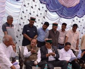 Solan: Industry Minister and Health Minister inspected the industrial area in Jakhadiun