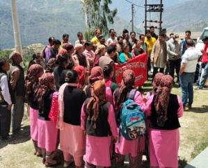  CITU spoke about the dilapidated roads in Nirmand