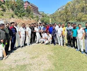Solan: Electricity Board defeated Press Club in cricket match
