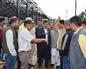  Solan: Jagat Singh Negi inspected the fruit market in Solan