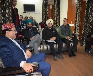 वन, परिवहन तथा वन विकास निगम की समीक्षा बैठक आयोजित