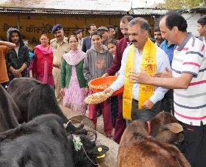  The Chief Minister reached Shri Kamnapurna Gaushala in Tutu, the steering committee kept its demands