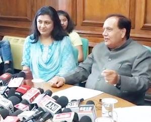  Protem Speaker learned about the legislative process from Vis Speaker Pathania 112