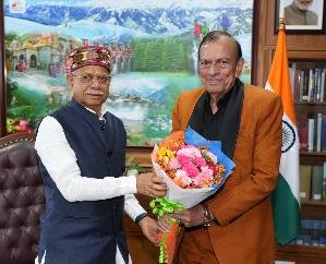 Magician Samrat Shankar met the Governor