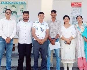  Two alumni of Dadasiba School clear JE Mains exam