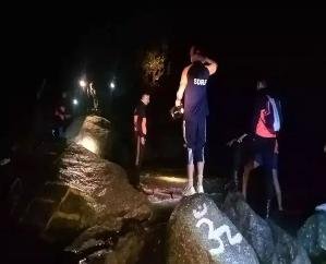 Dharamshala: Police and SDRF rescue 26 tourists trapped in flood in Kareri