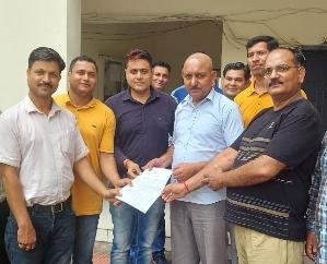 Indora: Zila Parishad Federation submitted memorandum to BDO to go on mass leave