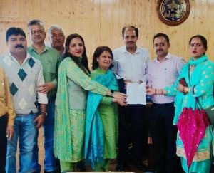 BJP councilor agitated over cancellation of meeting of Municipal Corporation House, submitted memorandum to commissioner