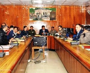 गृह कर संकलन में तेज़ी लाए नगर परिषद,राजस्व बढ़ोतरी के उपायों पर करें मंथनः उपायुक्त