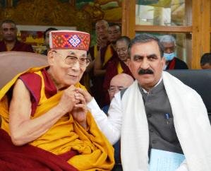 Chief Minister wishes spiritual leader Dalai Lama on his birthday 111
