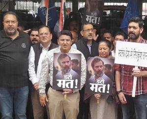 Shimla: Congress protests after Rahul Gandhi's petition is rejected