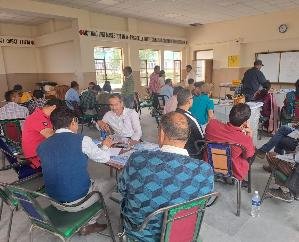 Shimla: Information about robot and embedded electronics system given to teachers in Matiana