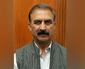 The Chief Minister expressed grief over the death of three people of the same family due to landslide.